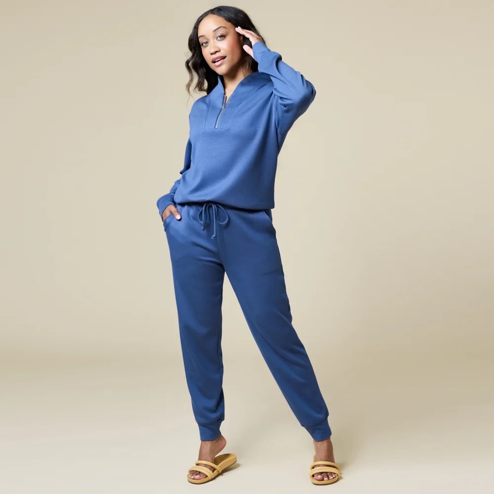Women's DreamTech 1/4 Zip Jogger Set